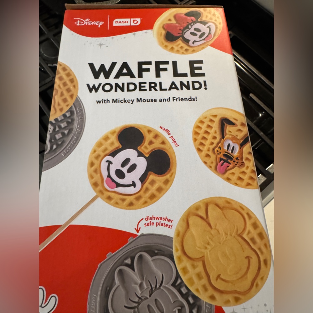 Brand new in box Disney Dash Mickey & Friends Mini waffle Maker System - Picture 8 of 11